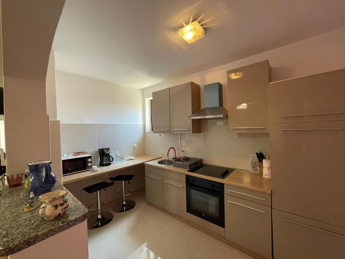 Apartments Fratelli Malinska Esterno foto